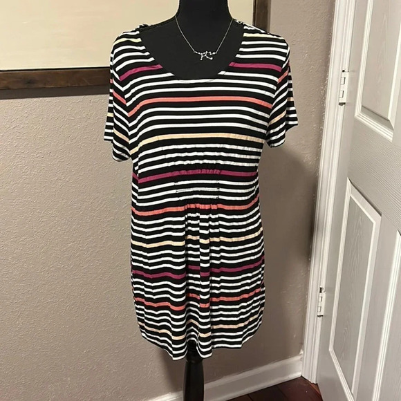 Striped Soma Tee - Picture 1 of 5